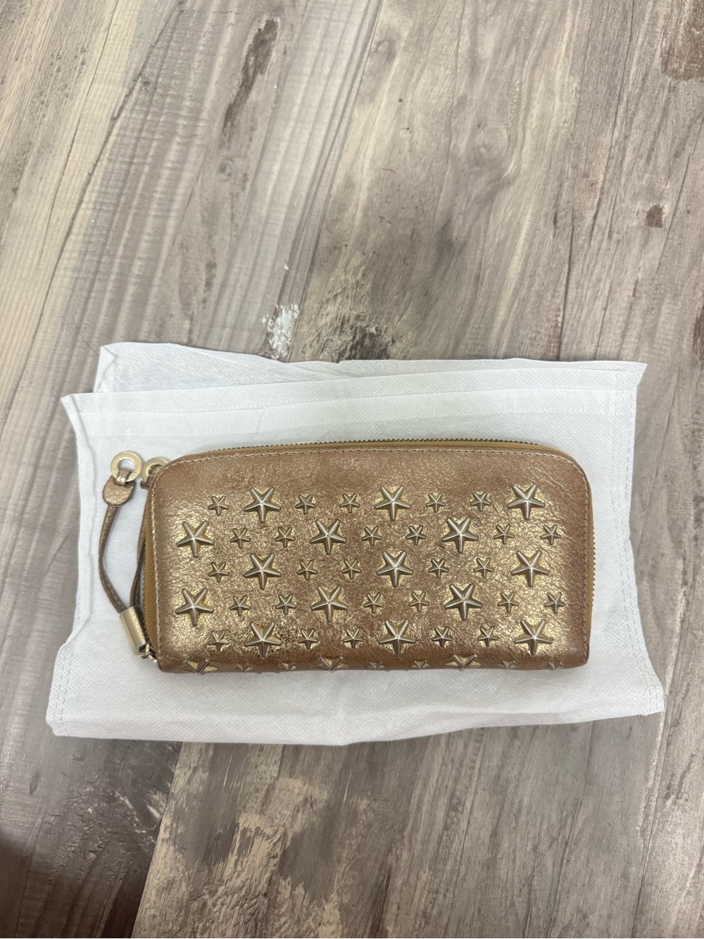 Jimmy Choo Metallic Filipa Star-Stud Zip Wallet